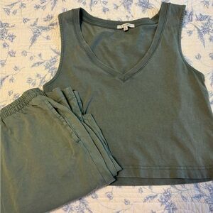 Z SUPPLY SET-GREEN-S
SLOANE TANK/SCOUT PANTS